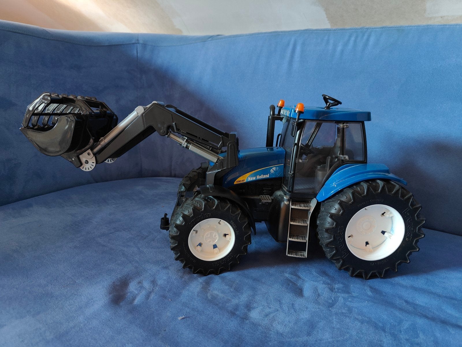Tracteur Bruder 3121 New Holland, Enlèvement ou Envoi, Utilisé