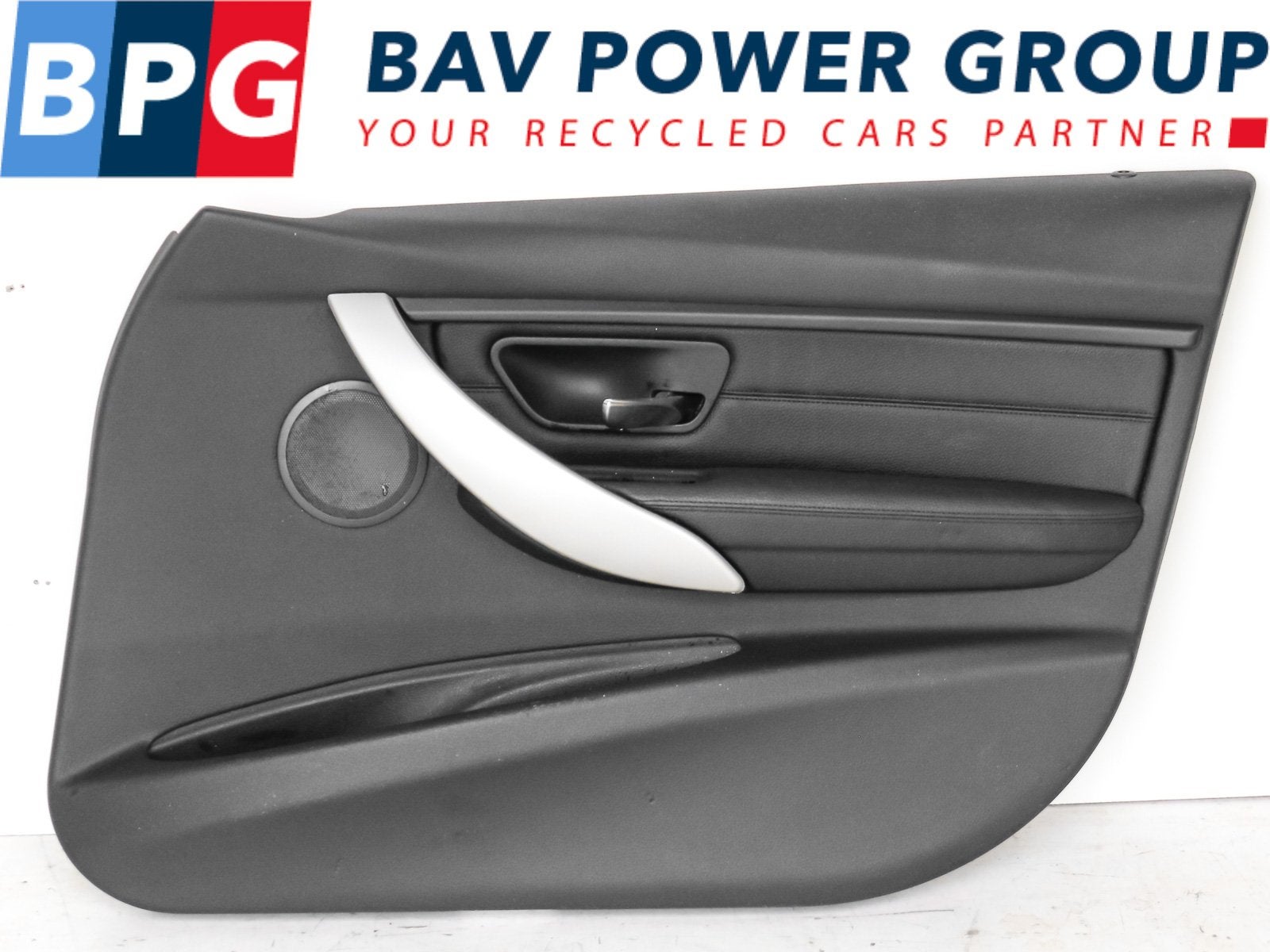 PANNEAU DE PORTE AVANT DROIT LEDER LED BMW 3 serie (F30), Autos : Pièces & Accessoires, Utilisé, BMW, Petuelring 130
80809  München, DE