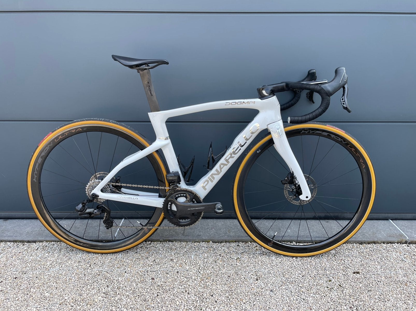 Pinarello Dogma F model 2024 T50 Wit, Ophalen, Zo goed als nieuw, Carbon