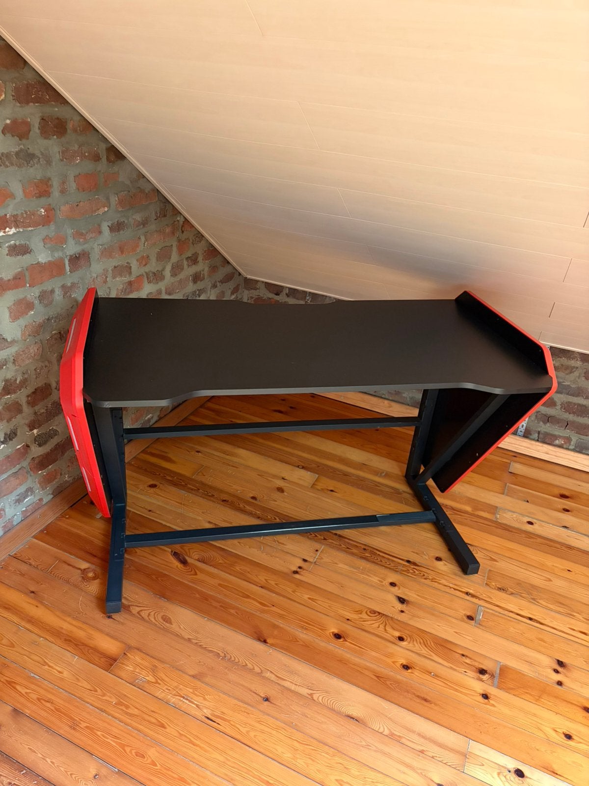 Bureau de gamer avec led intégré, Maison & Meubles, Enlèvement, Comme neuf