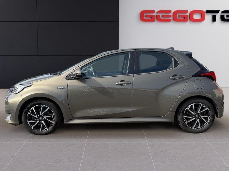 Toyota Yaris Iconic, Automaat, 1498 cc, Overige kleuren, 116 pk