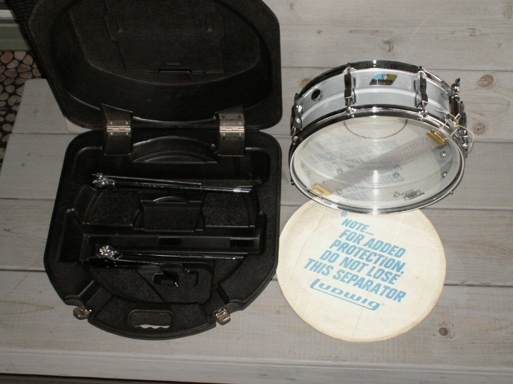 Ludwig Acrolite snare drum 14×5 met koffer en standaard, Muziek en Instrumenten, Ophalen of Verzenden, Gebruikt, Ludwig