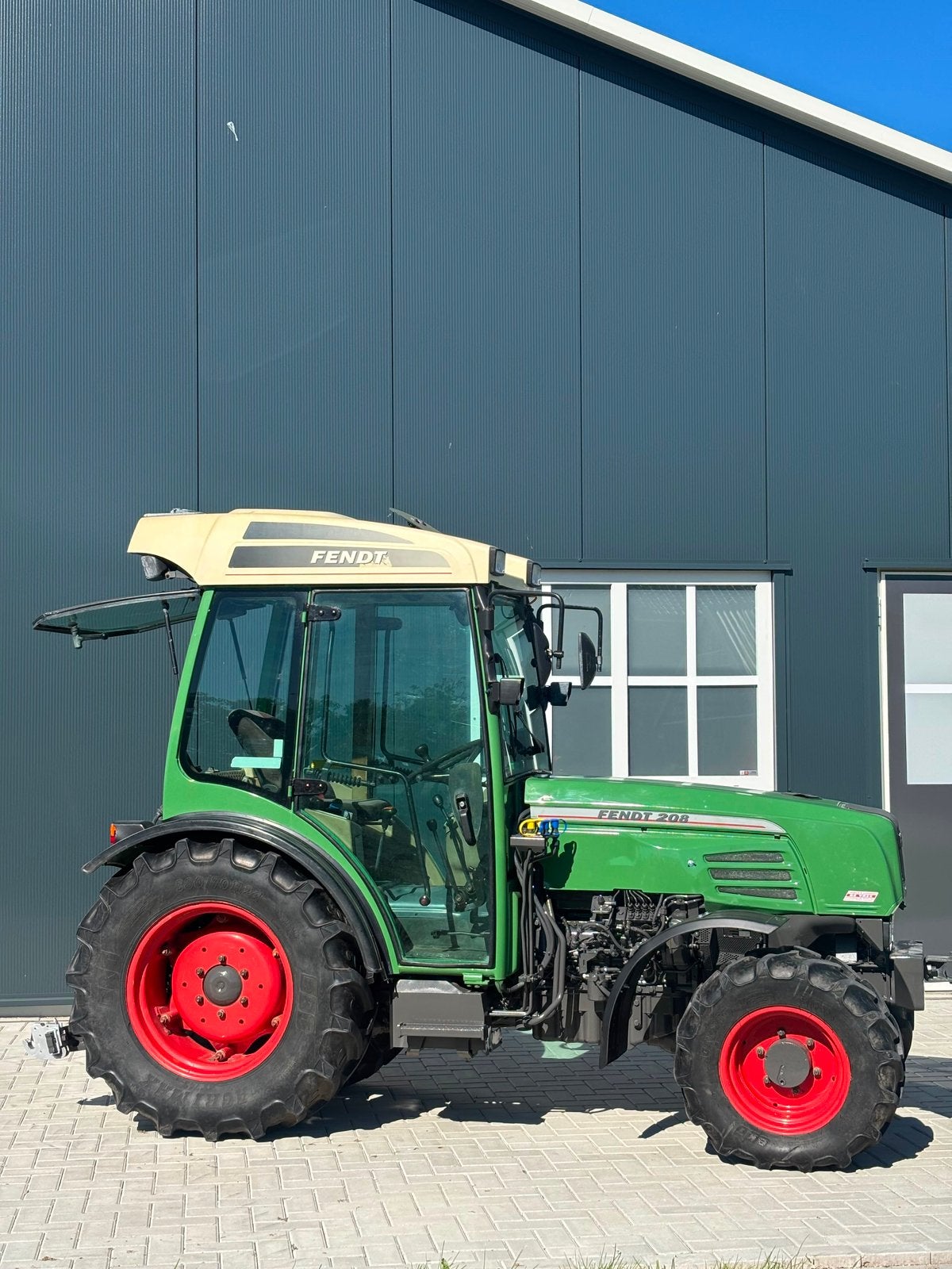 Fendt 208v smalspoor, Ophalen of Verzenden