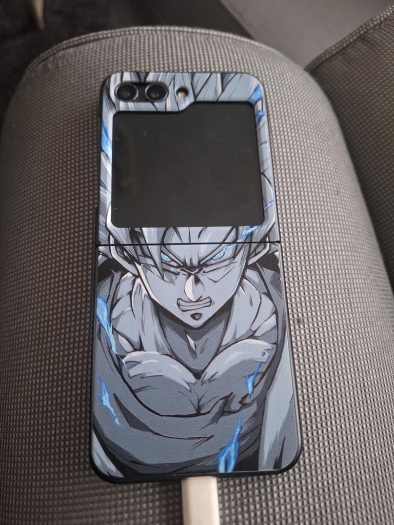 Echange z flip 5 avec une petite tachr contre iphone raj 40€, Ophalen of Verzenden