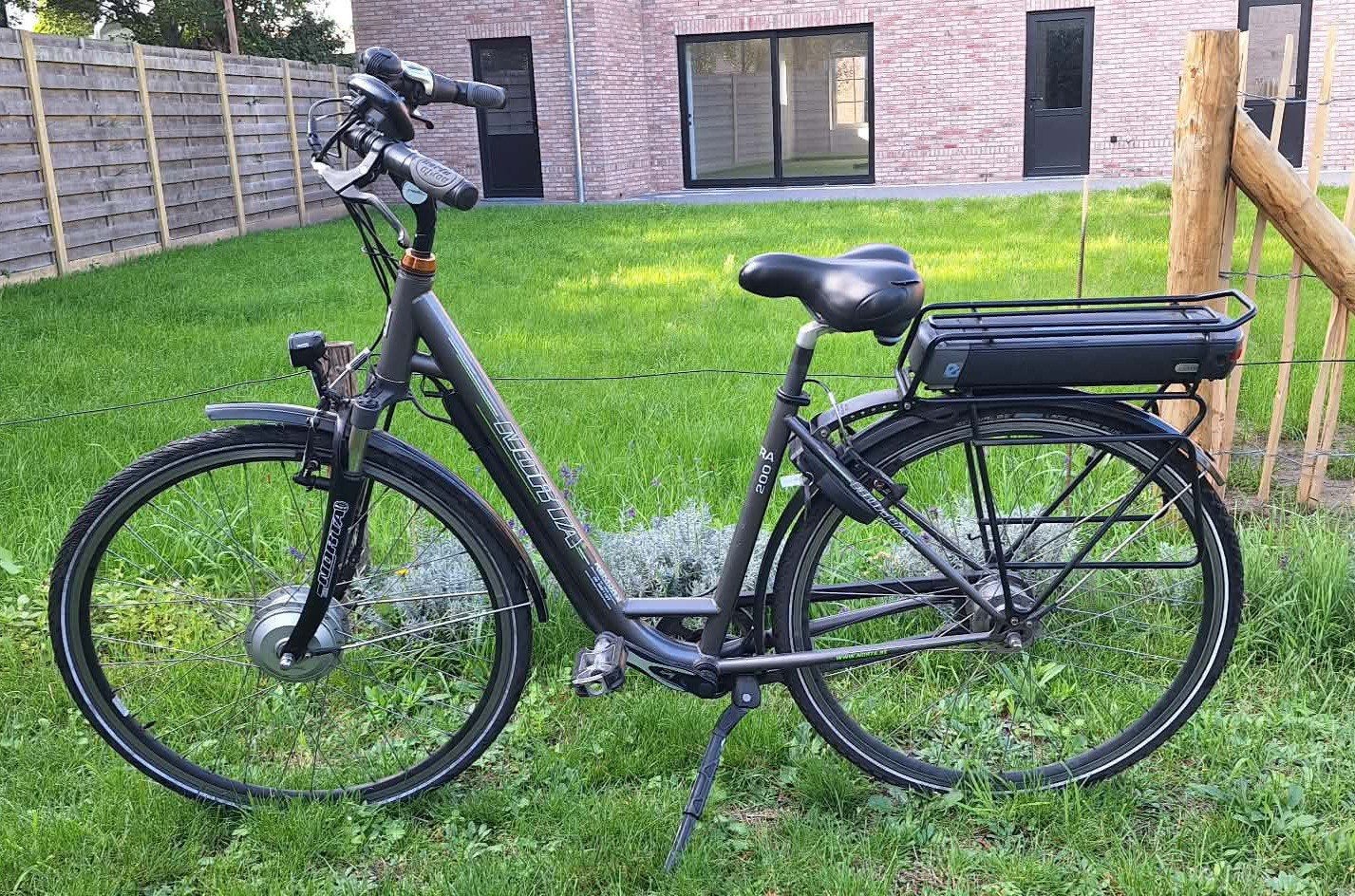 Elektrische damesfiets, Fietsen en Brommers, Ophalen