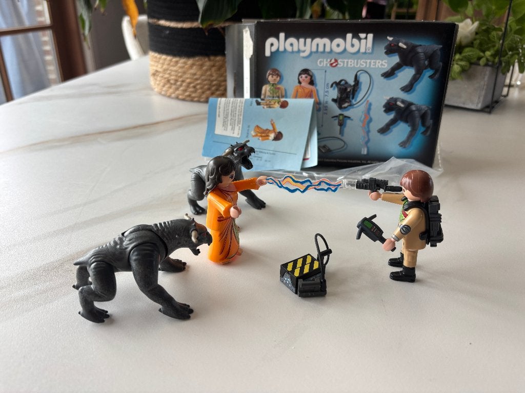 Playmobil 9223 Venkman avec chiens de la terreur, Enfants & Bébés, Autres séries, Comme neuf, Figurines, Kit complet