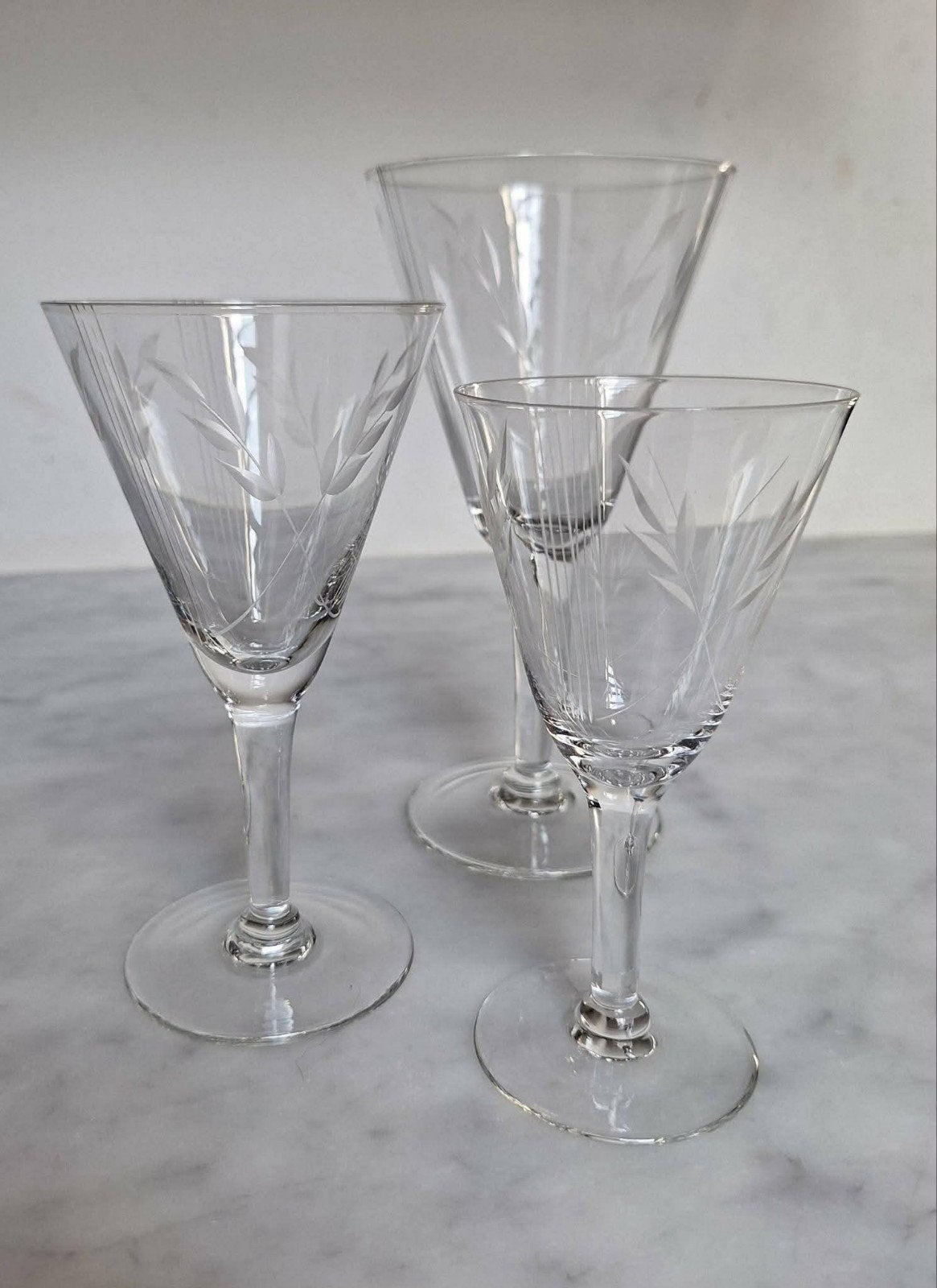 Drinkglazen (water, wit en rode wijn) met gravering, Verzamelen, Ophalen