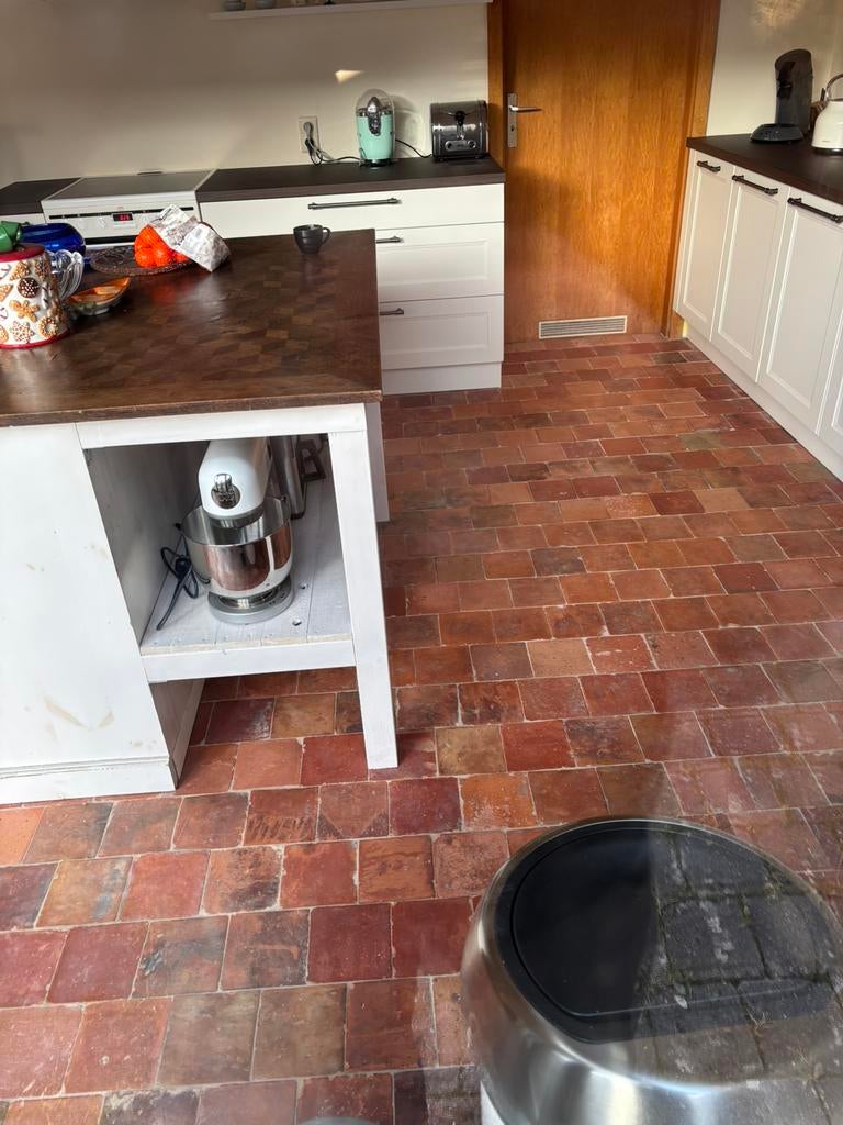 Antieke terracotta tegels. Voor info BELLEN 0474220705, Ophalen