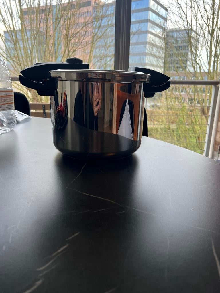 SEB Classic Optima snelkookpan met mandje, Maison & Meubles, Cuisine | Casseroles & Poêles, Utilisé, Casserole ou Cocotte-minute
