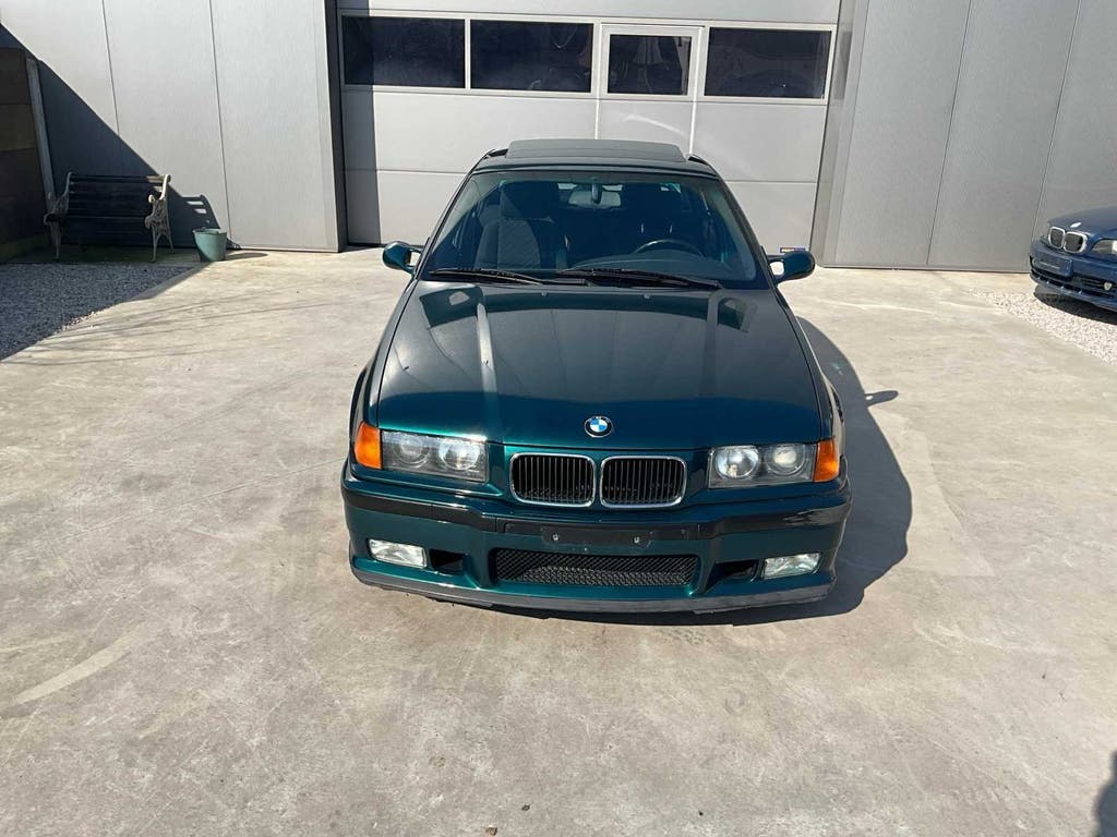 BMW 318 IS Procar Oldtimer, foto 8