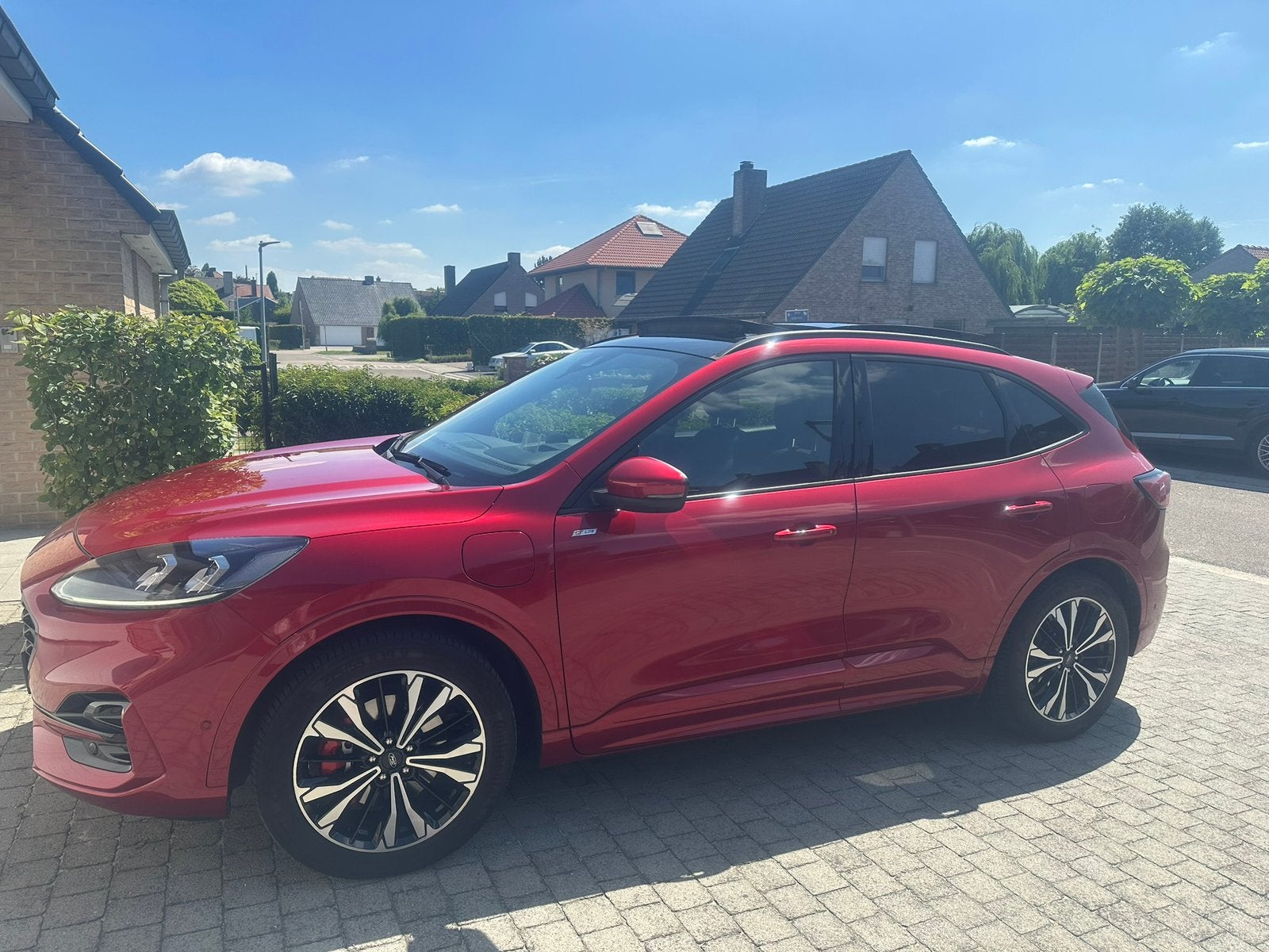 Ford Kuga, Autos, Achat, Euro 6, Carnet d'entretien, Noir