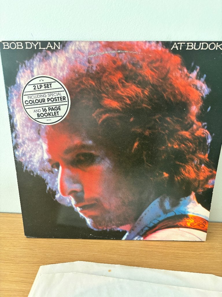 LP - Bob Dylan - at budokan, LP, Gebruikt, Ophalen of Verzenden, Inclusief boekje