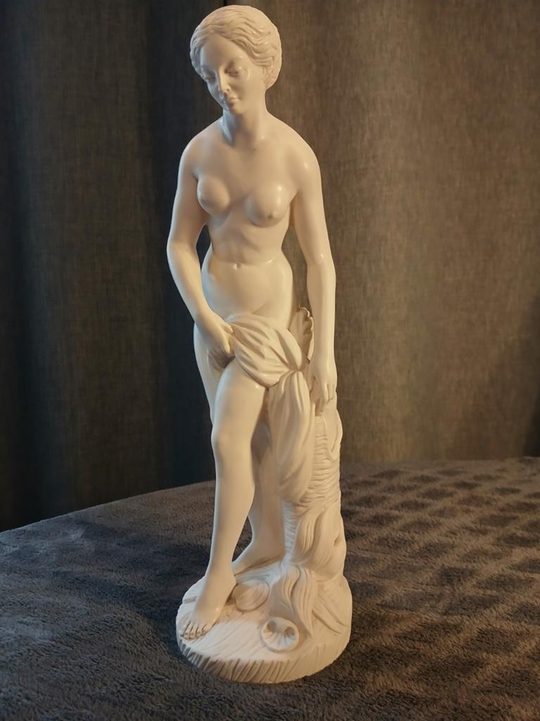 Statue décorative “La baigneuse – Vénus au bain”, Antiquités & Art, Enlèvement, Classique, Statue, Blanc