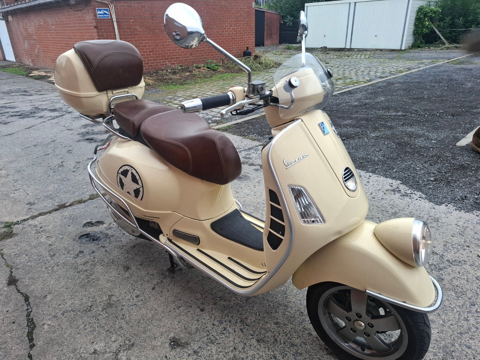 Vespa gtv 250, Motoren, Particulier