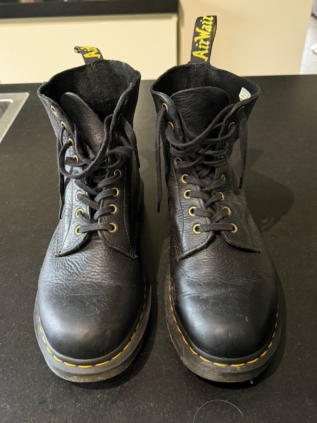 Dr. Martens Soft leather PASCAL, Ophalen, Wit, Boots, Zo goed als nieuw