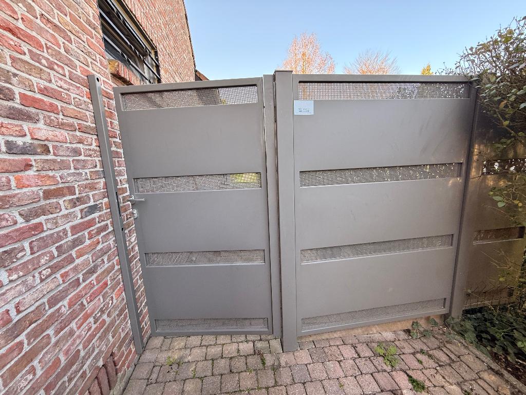 Portail jardin -  dernière offre, Jardin & Terrasse, Portes de jardin, 200 cm ou plus, Portail battant, Acier, Comme neuf