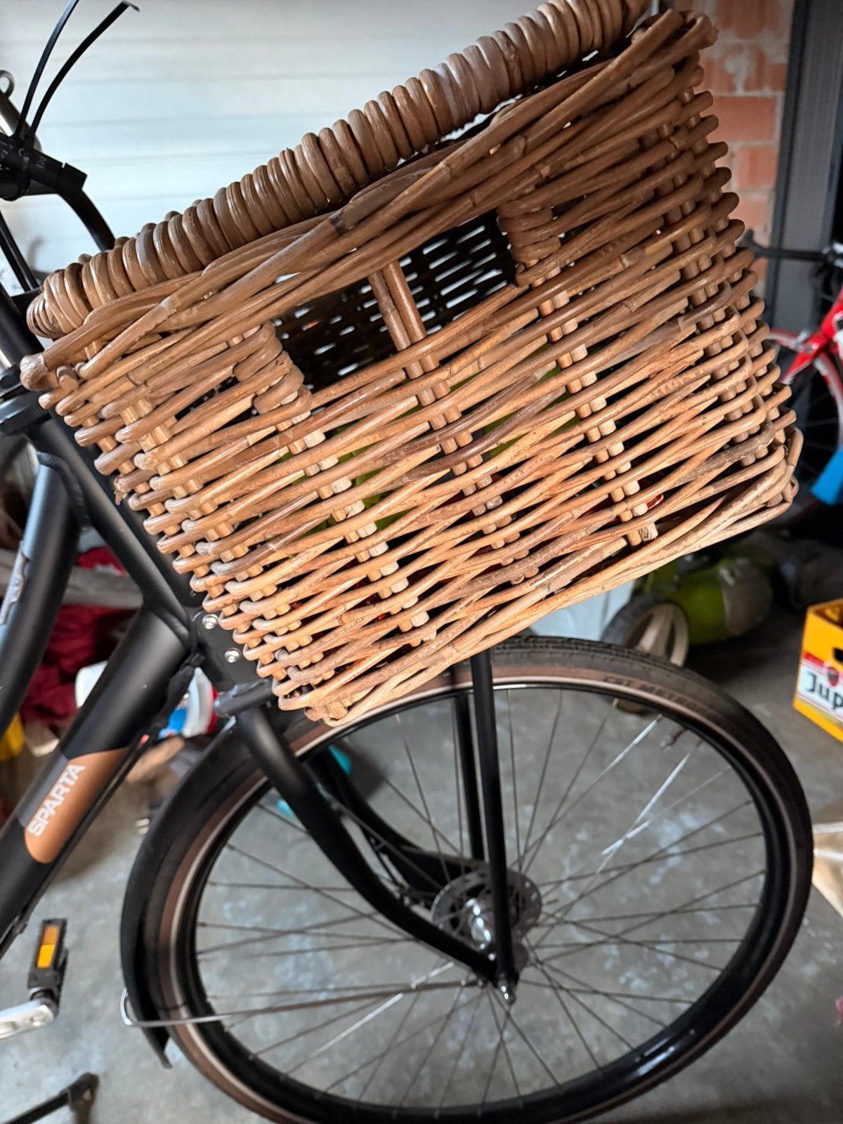 Damesfiets Sparta prijs bespreekbaar, Ophalen, Zo goed als nieuw, Sparta, Versnellingen