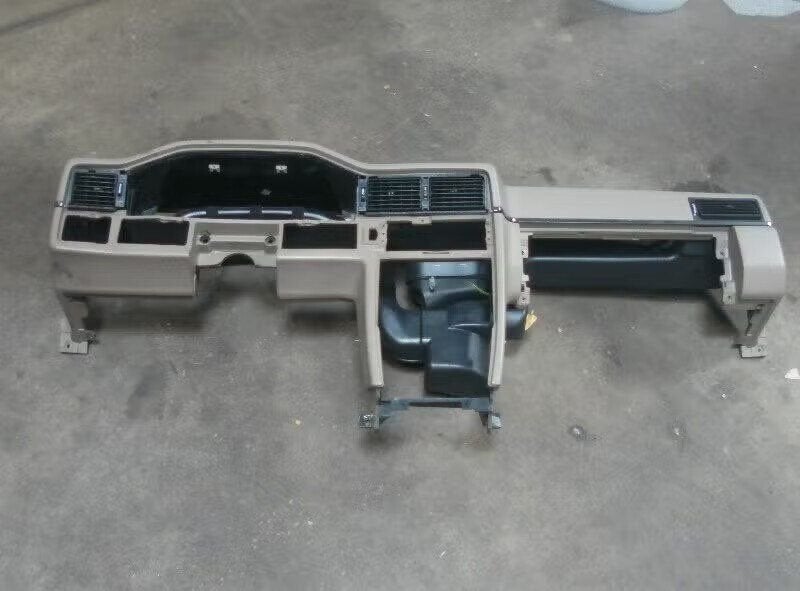DASHBOARD Volvo 960 I Estate (01-1990/01-1997), Gebruikt, Info@volvocars.com, Ophalen of Verzenden, Volvo