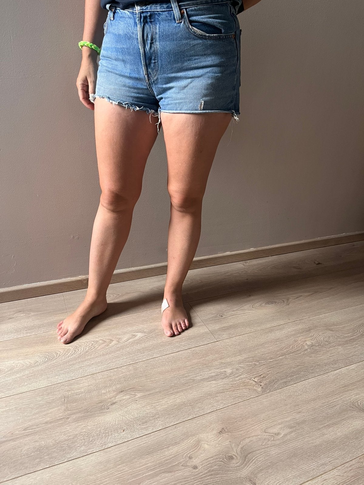 Levi’s strauss jeansshort short jeans mt 29 (36-38), Enlèvement ou Envoi, Comme neuf, Rose