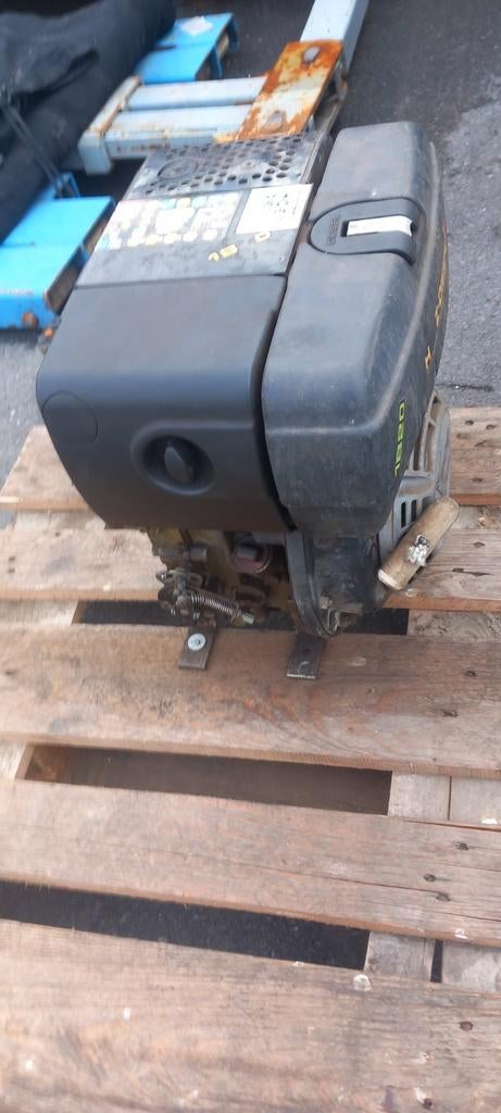 Stationaire motor hatz  diesel  verlaagde prijs., Doe-het-zelf en Bouw, Motoren, Ophalen, Gebruikt, 1400 tot 1800 rpm