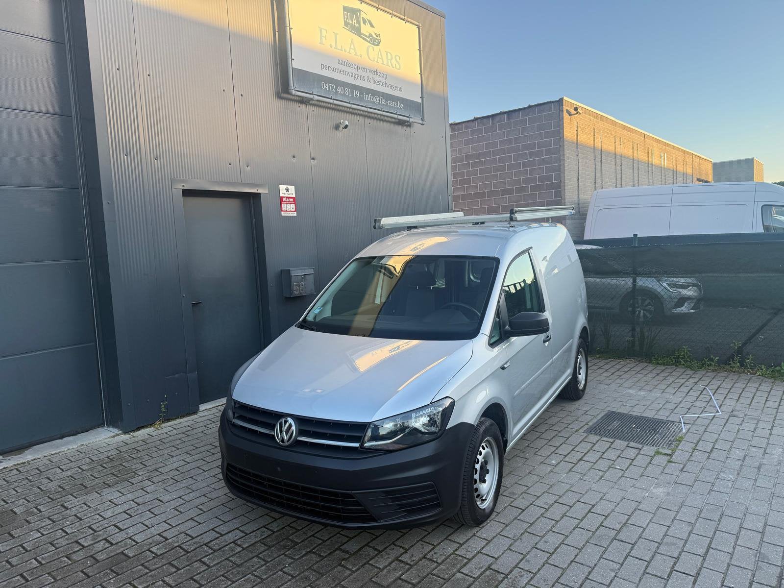 VOLKSWAGEN CADDY 2.0HDI BJ2019 EURO6B AIRCO REEDS GEKEURD, Auto's, Bestelwagens en Lichte vracht, Voorwielaandrijving, Stof, 4 cilinders