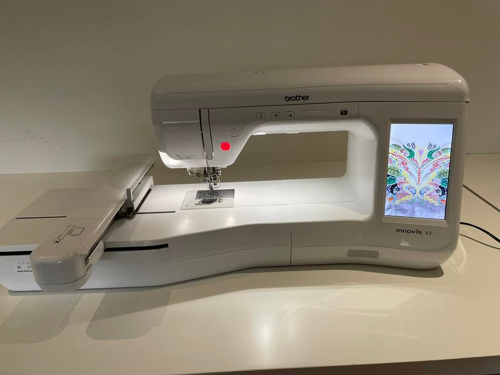 Borduurmachine Brother Innovis V3, Hobby en Vrije tijd, Ophalen, Zo goed als nieuw, Machineborduren, Borduurmachine