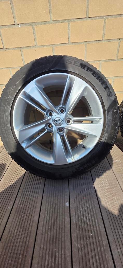 Originele 17 inch Opel Insignia (2018+) Velgen + 4-seizoensb, Auto-onderdelen, Ophalen, Overige, 17 inch, All Season