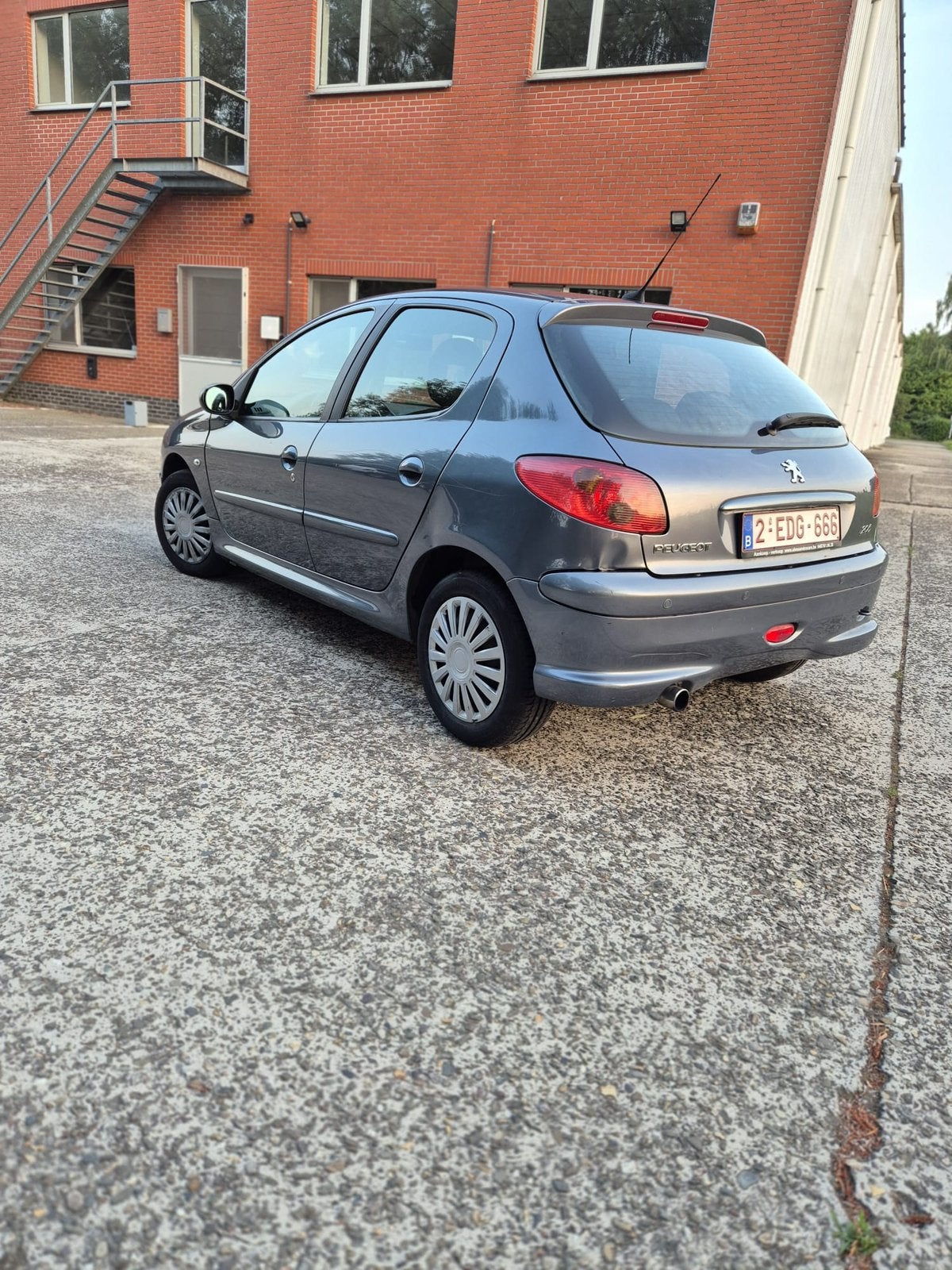 Peugeot 206, Auto's, Euro 5, Zwart, 4 cilinders, Blauw
