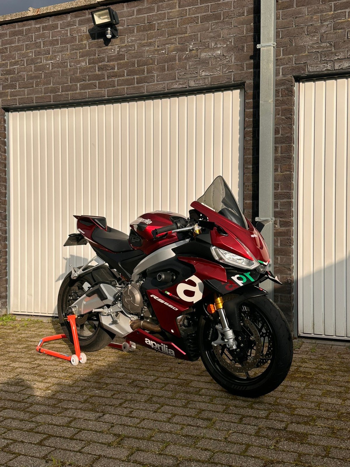 Aprilia RS660 - cherry red, Motos, Motos | Aprilia, Permis Moto A, Occasion, Plus de 35 kW, 2 cylindres