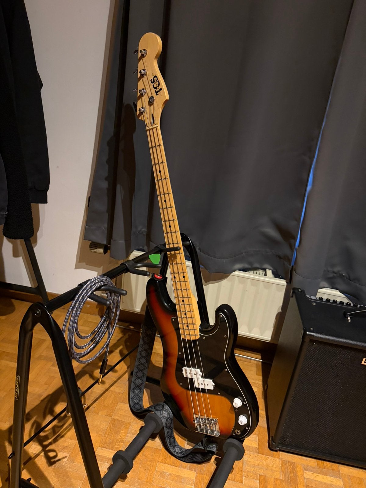 TCS Precision Bass – Made in Korea – jaren ’80, Musique & Instruments, Instruments à corde | Guitares | Basses, Enlèvement, Comme neuf
