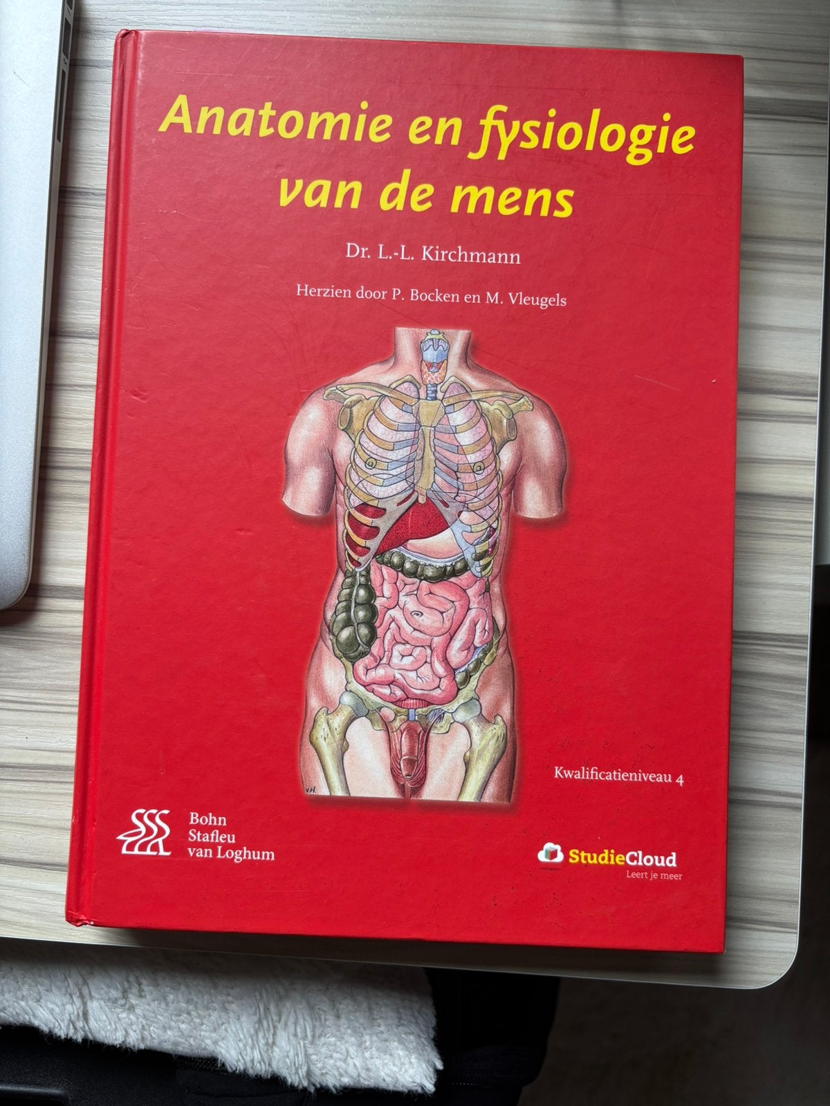 Anatomie en fysiologie van de mens Dr. L-L Kirchmann, Boeken, Ophalen, Gelezen