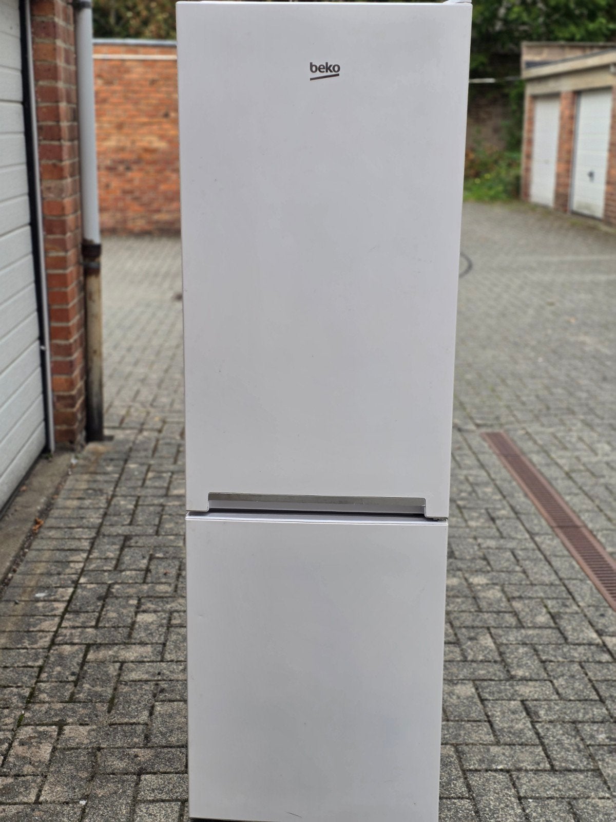 beko  frigo avec congélateur  A+++, Enlèvement