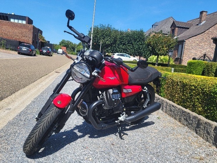 Moto Guzzi V7 Sport, Motoren, Motoren | Moto Guzzi, 2 cilinders, Nieuw, Motorrijbewijs A, Bedrijf