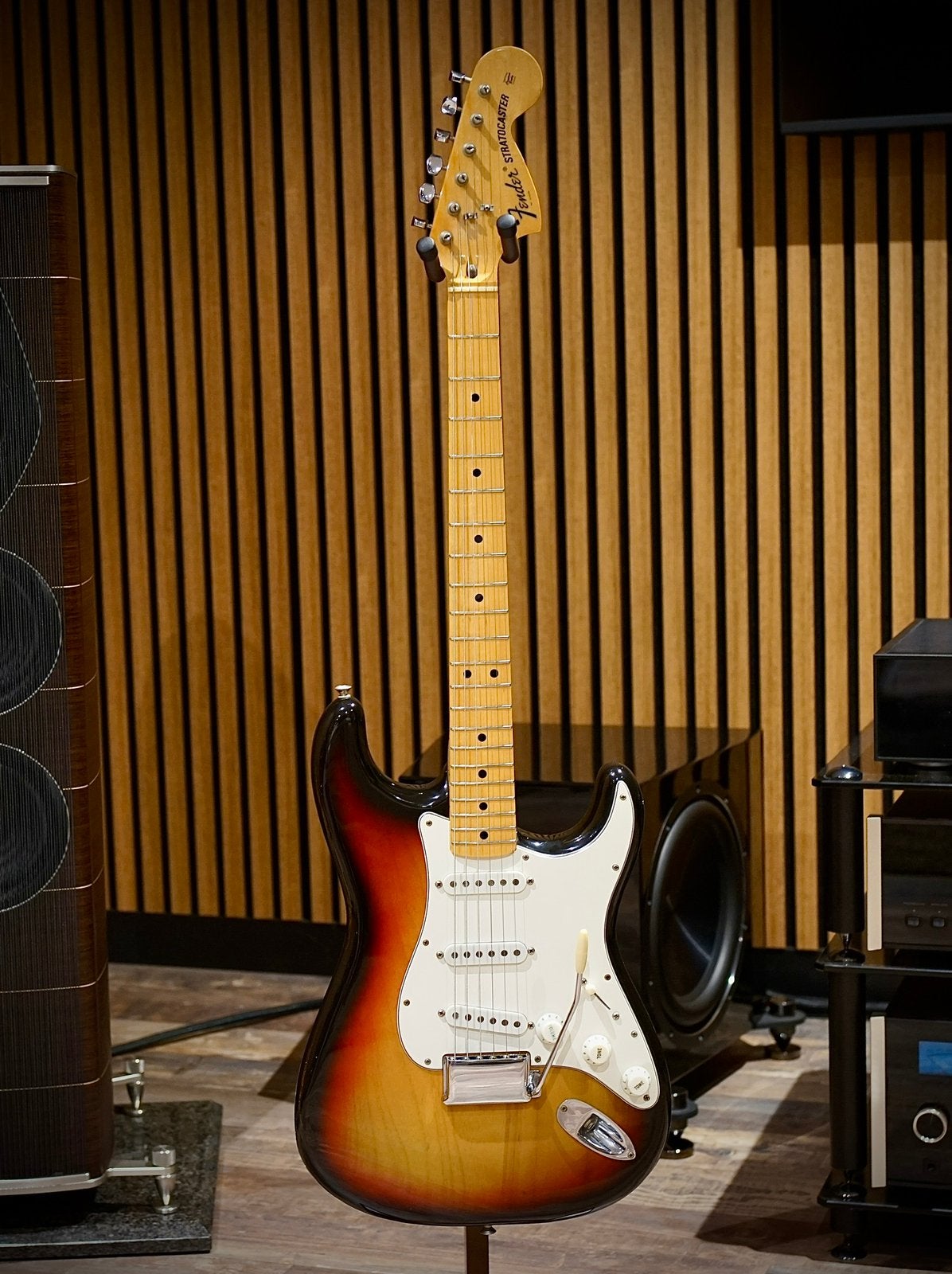 Fender Stratocaster 1975, Muziek en Instrumenten, Snaarinstrumenten | Gitaren | Elektrisch, Ophalen, Zo goed als nieuw, Fender