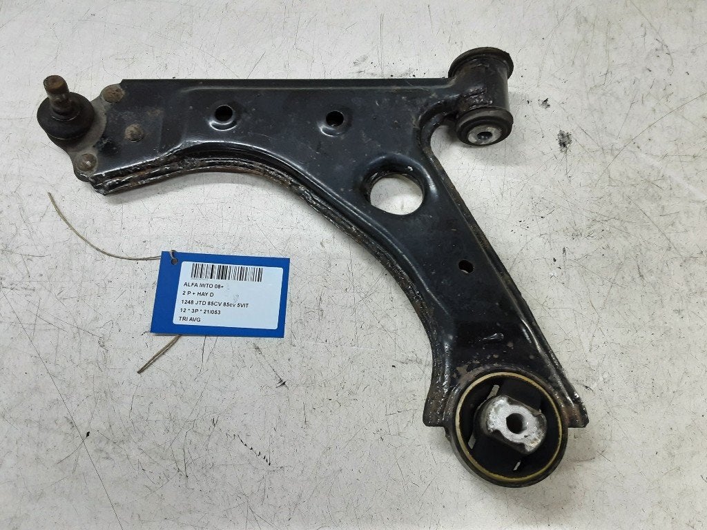 BRAS DE SUSPENSION AVANT GAUCHE (TRIANGLE) MiTo (955), Autos : Pièces & Accessoires, Utilisé, Alfa Romeo