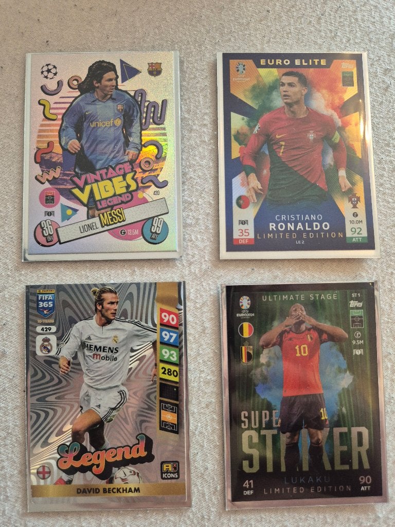 Panini voetbalkaarten, Hobby en Vrije tijd, Stickers en Plaatjes, Ophalen of Verzenden, Nieuw, Meerdere plaatjes