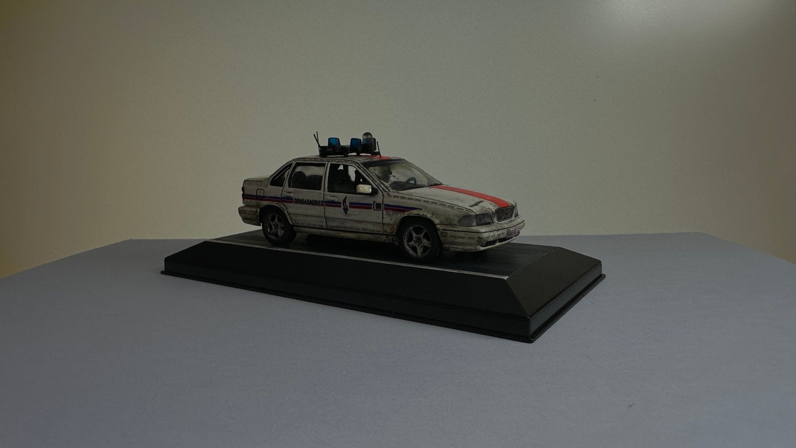 Minichamps Volvo S70 gendarmerie rijkswacht 1/43 weather, Enlèvement, Utilisé, MiniChamps