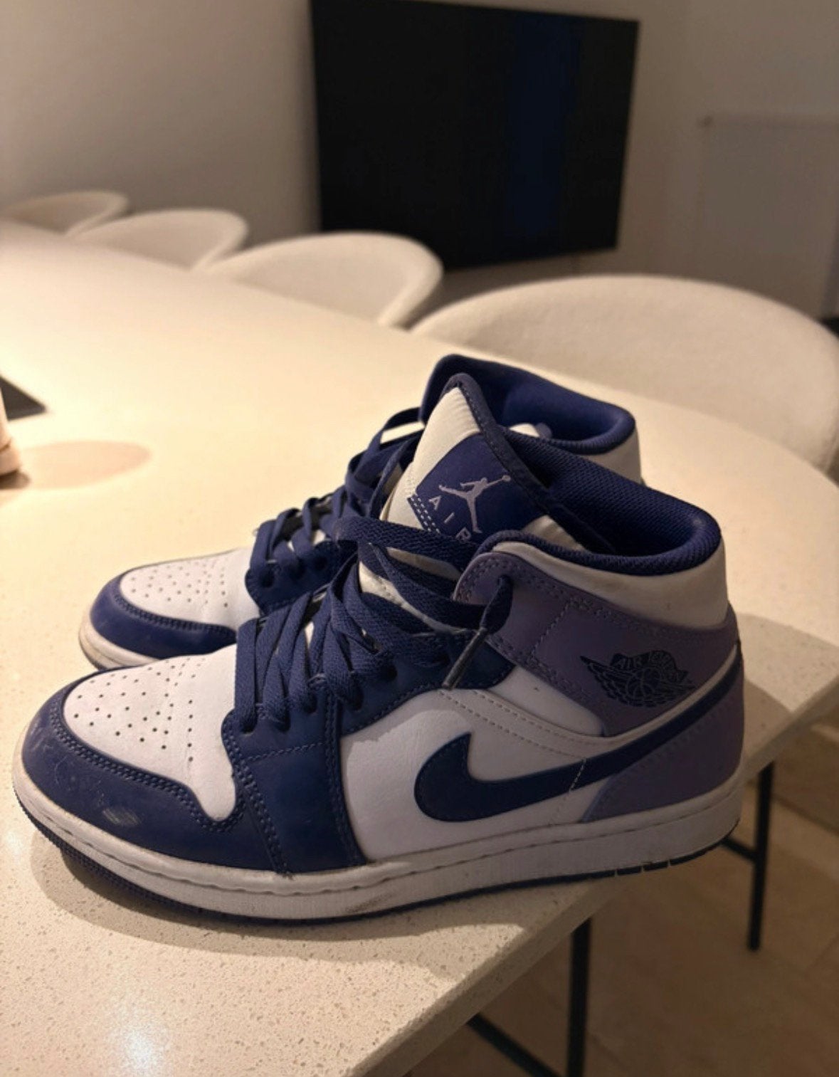 Air Jordan, Ophalen, Zo goed als nieuw