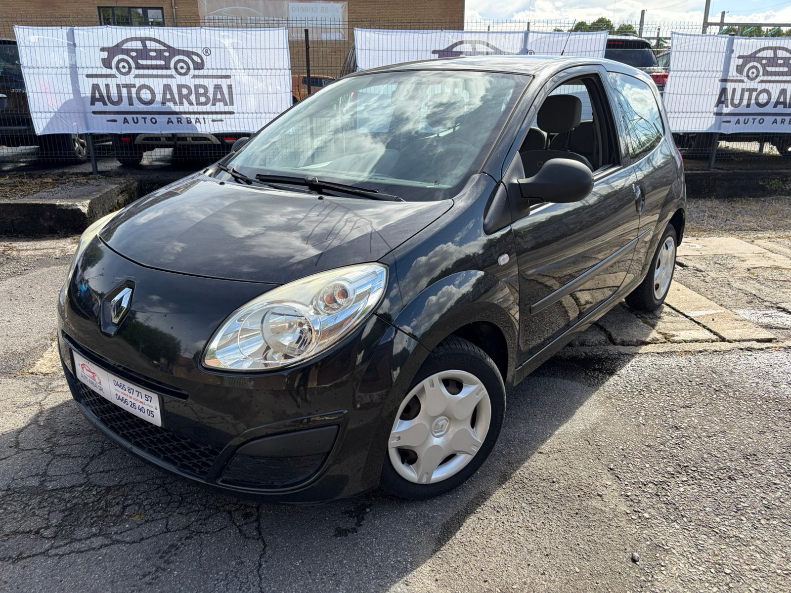 Renault Twingo 1.2i Authentique, Auto's, 4 zetels, 4 cilinders, Zwart, Bedrijf
