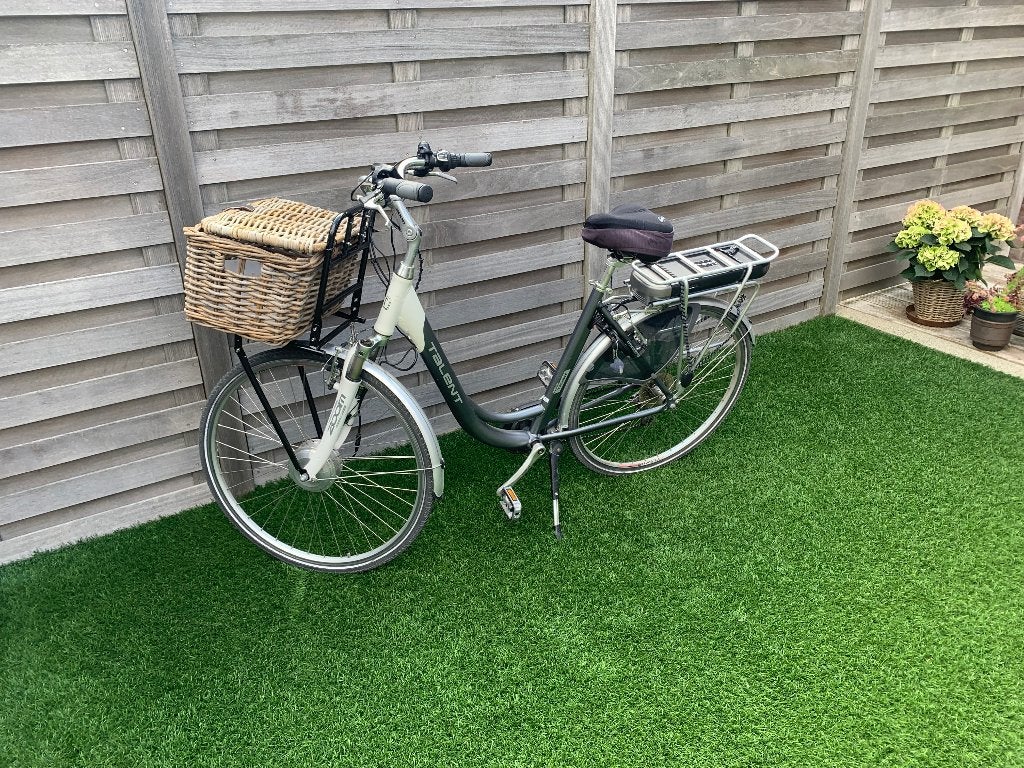 Vélo électrique Talent pour femmes, Autres marques, 50 km par batterie ou plus, Utilisé, Enlèvement