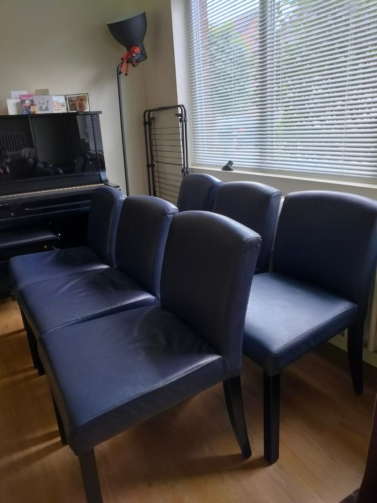 6 identieke, leren eetkamerstoelen, Maison & Meubles, Enlèvement, Cinq, Six Chaises ou plus, Utilisé, Cuir