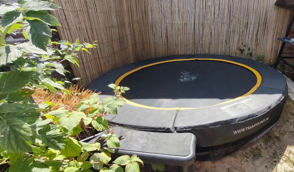 Ingraaftrampoline Magic Circle Pro Black – 251 cm, Sport en Fitness, Fitnessapparatuur, Ophalen, Zo goed als nieuw, Overige materialen