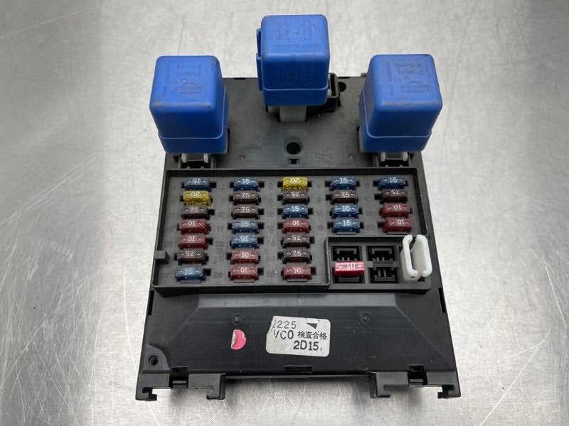 ZEKERINGKAST Nissan Patrol GR (Y61) (01-1997/03-2010), Auto-onderdelen, Gebruikt, Nissan