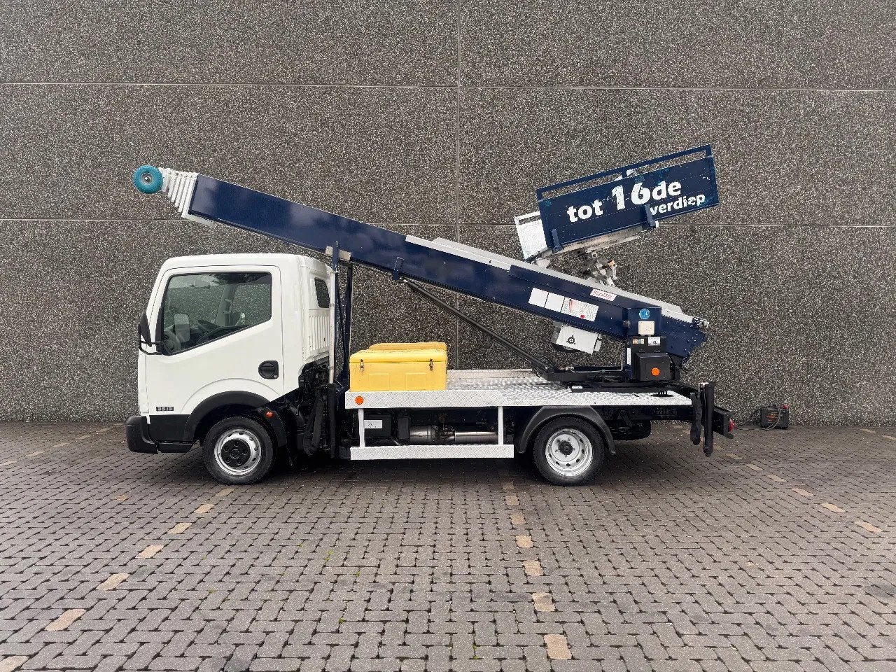 Nissan Cabstar KLAAS HV 29/5M 3800HRS ! (bj 2013), Auto's, Bestelwagens en Lichte vracht, 100 kW, Euro 5, Gebruikt, 136 pk
