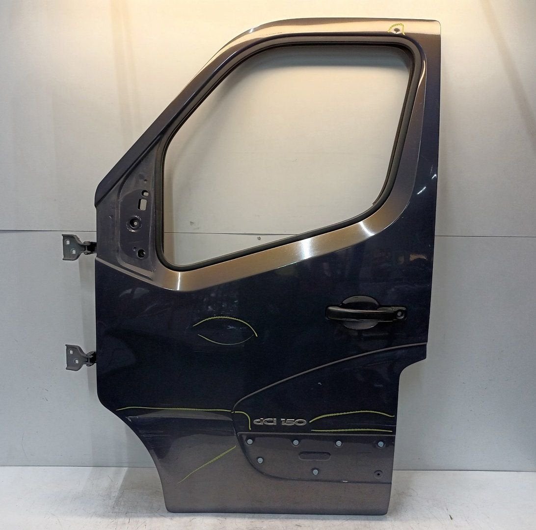Portier links voor Renault Master, Onderdelen@venauto.nl, Van der Ven Autorecycling B.V., Ettenseweg 76, 4706 PB Roosendaal, The Netherlands