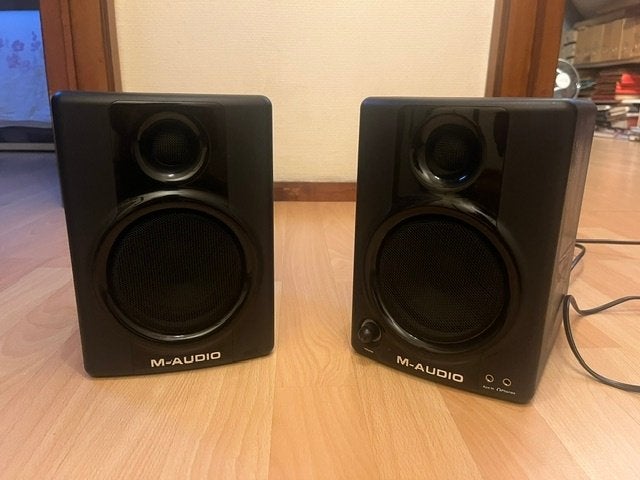 Studiomonitoren M-AUDIO AV40, TV, Hi-fi & Vidéo, Enceintes, Enlèvement, Comme neuf, Moins de 60 watts, Moniteur de studio