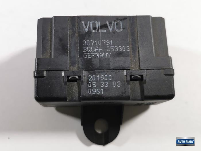 Relais van een Volvo V50, Gebruikt, -, -, Ophalen of Verzenden