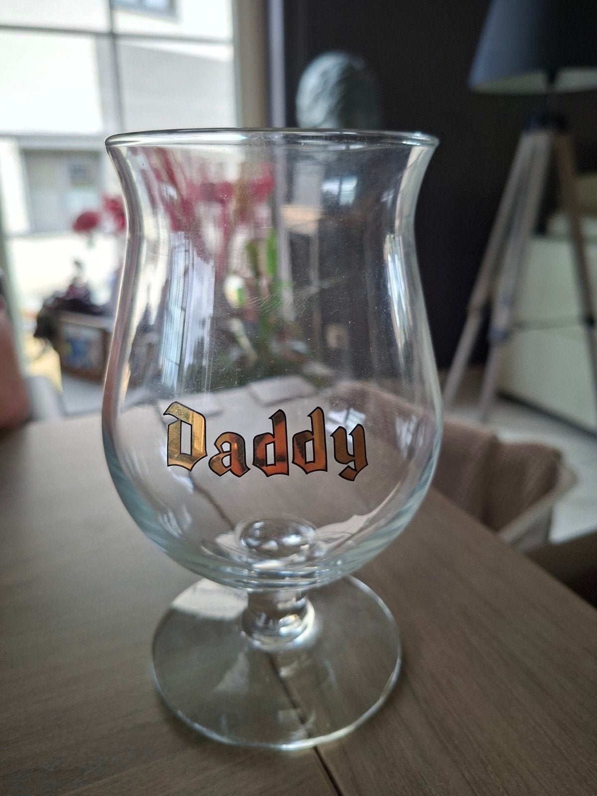 Duvelglas Daddy, Enlèvement ou Envoi