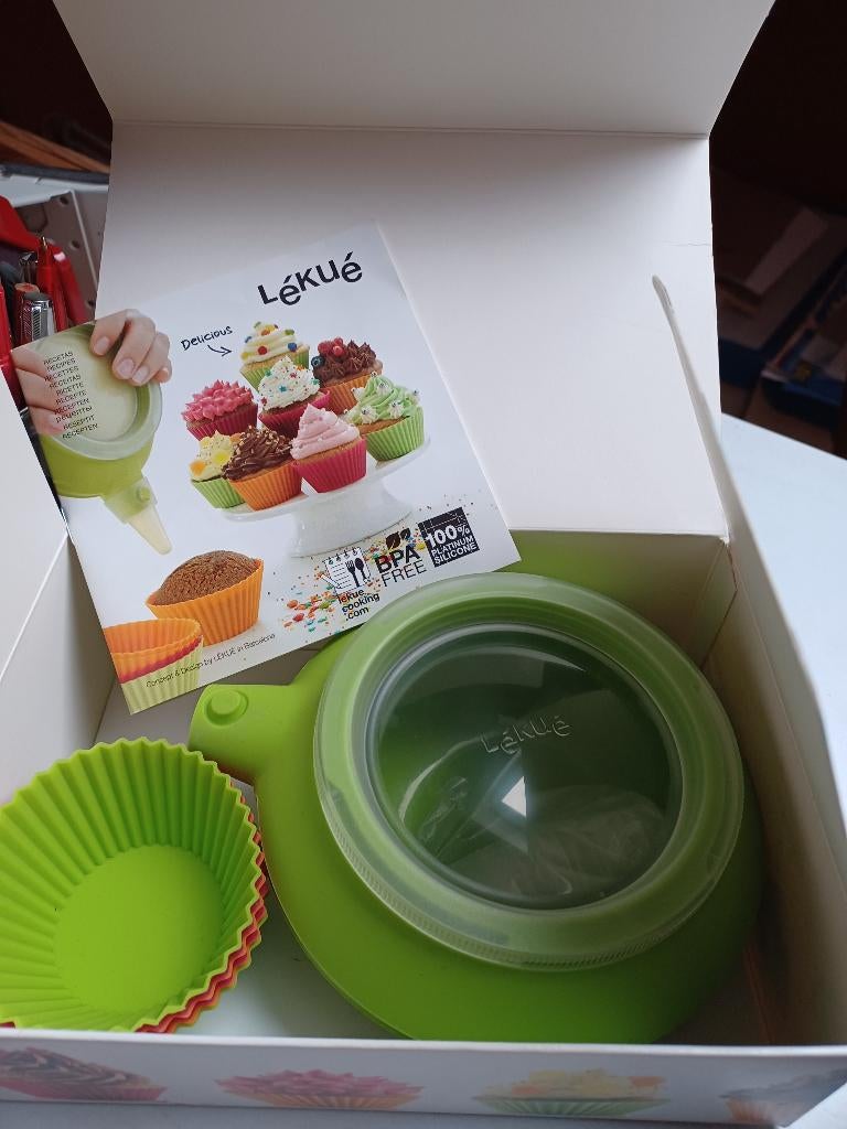 Lekué cupcake-set, Hobby en Vrije tijd, Taarten en Cupcakes maken, Nieuw, Cupcakes, Ophalen of Verzenden