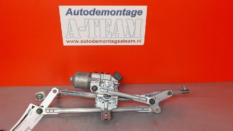 MOTEUR + TRINGLERIE ESSUIE GLACE AVANT (|0390241621|33970209, Robert Bosch AG, Utilisé, Robert-Bosch-Allee 1
74232  Abstatt, DE